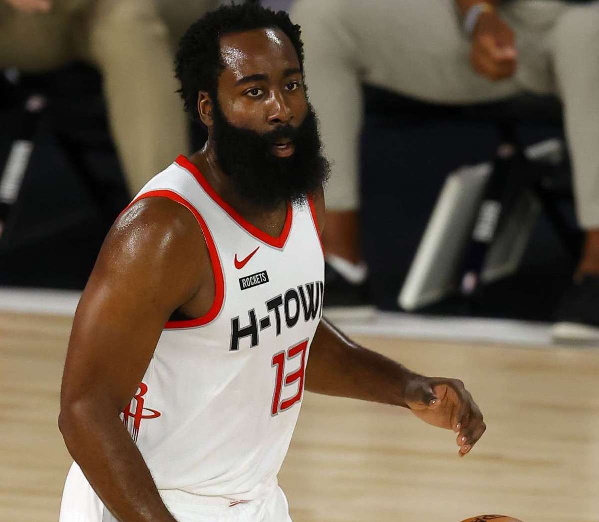 稳固其在积 稳固其在积